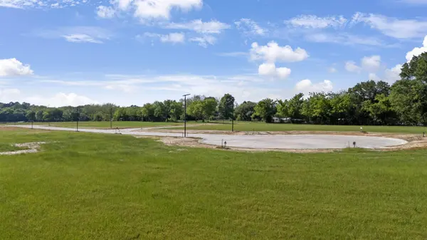 112 W Teal Drive, Troup, TX 75789