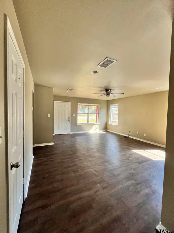 105 Beulah St Unit B, Troup, TX 75789