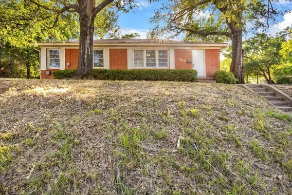 837 S Palmer Ave, Tyler, TX 75702-2371