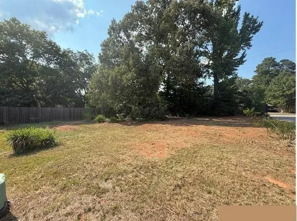 401 Tara Lane, Troup, TX 75789