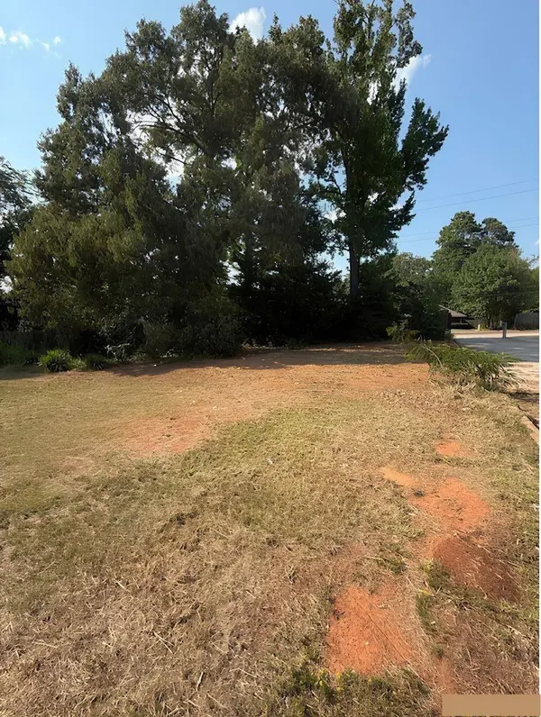 401 Tara Lane, Troup, TX 75789