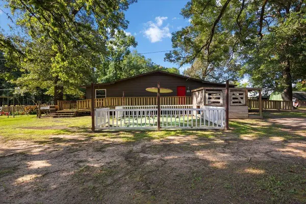 21089 County Road 2138, Troup, TX 75789