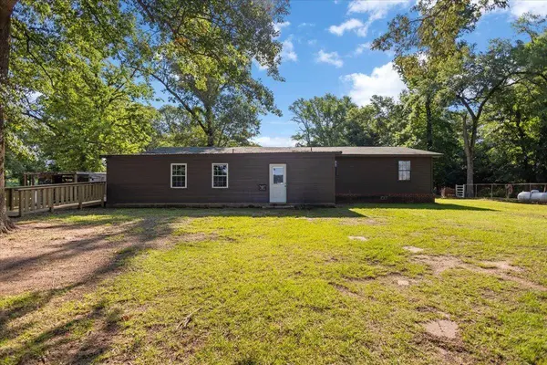 21089 County Road 2138, Troup, TX 75789