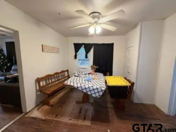 106 W College Street, Big Sandy, TX 75755