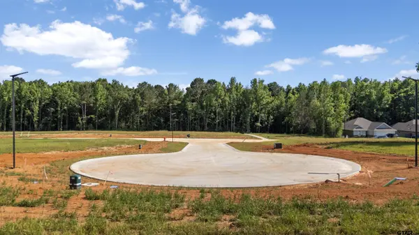 409 Mary Lane, Troup, TX 75789