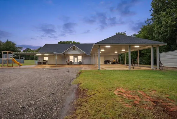 859 County Road 1401