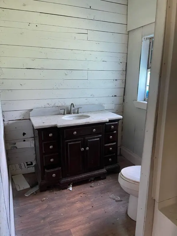 401 S Joy Street, Troup, TX 75789