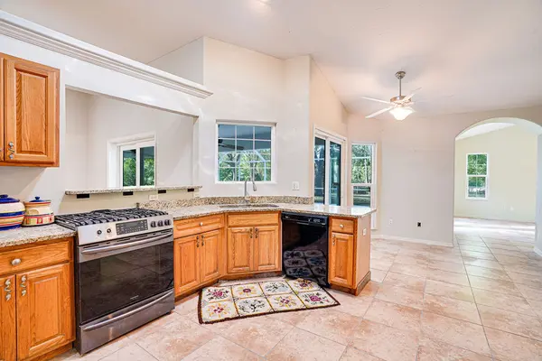 13750 77th St, Fellsmere, FL 32948-5679