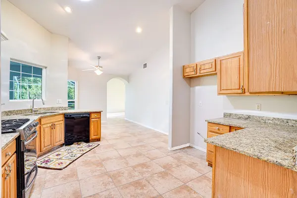 13750 77th St, Fellsmere, FL 32948-5679