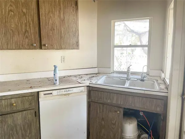 6408 2ND AVE W, Bradenton, FL 34209