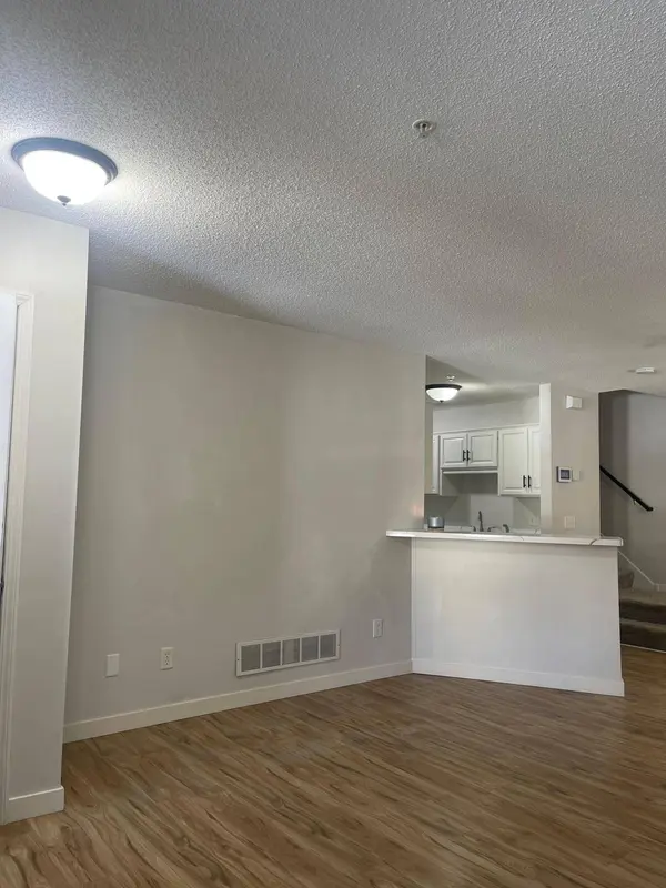 5628 100th LN N, Brooklyn Park, MN 55443