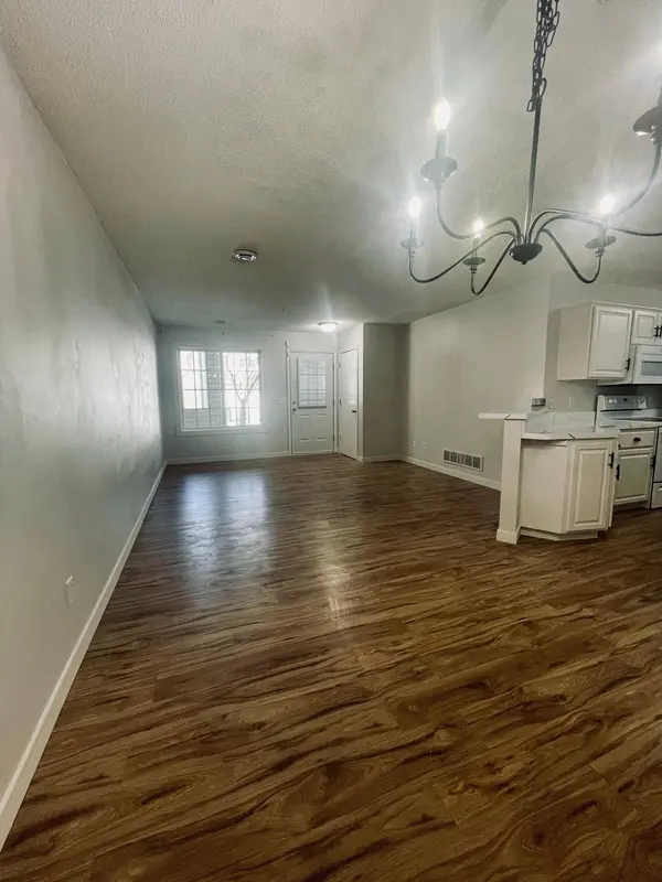 5628 100th LN N, Brooklyn Park, MN 55443