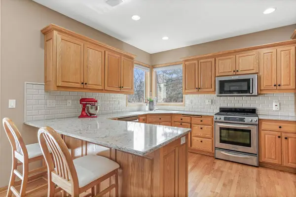 1743 Skater DR, Eagan, MN 55122