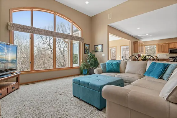 1743 Skater DR, Eagan, MN 55122