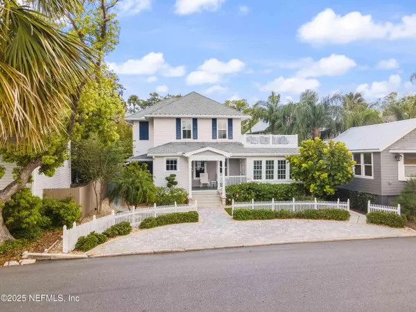 343 SAINT GEORGE ST, St Augustine, FL 32084