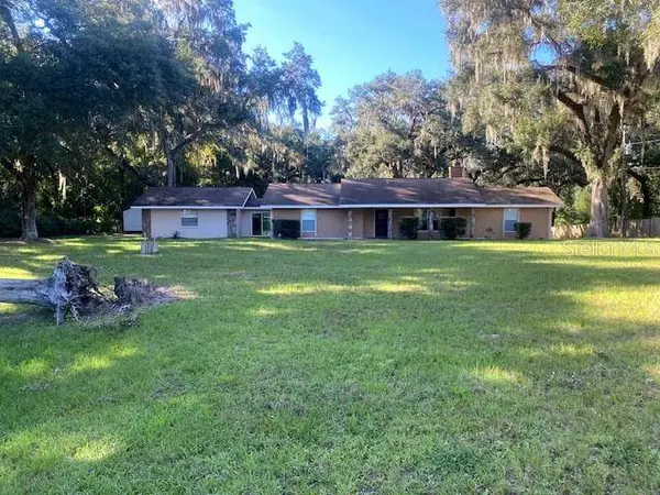 3 LAKESIDE DR, Ocala, FL 34482