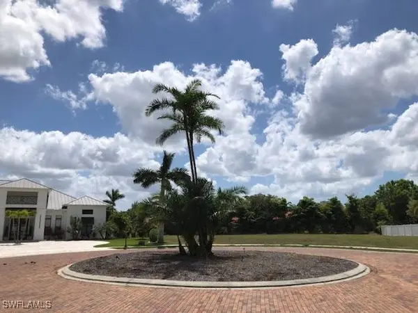 1426 Carleton Palm CT, Fort Myers, FL 33901