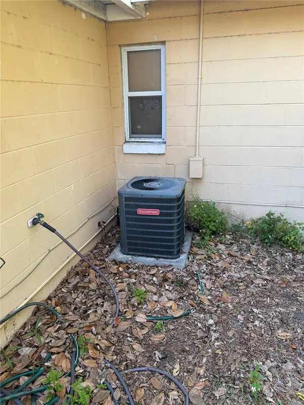 1401 NW 20TH AVE, Ocala, FL 34475
