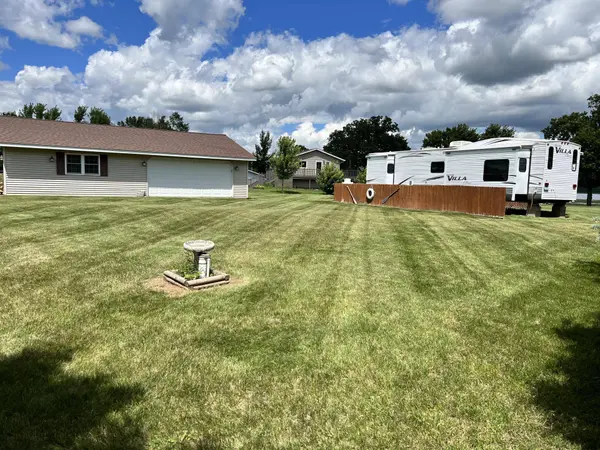 32415 Starland Shore DR, Dent, MN 56528