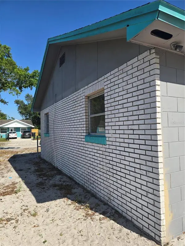 605 MAGGIE CIR, Winter Haven, FL 33880