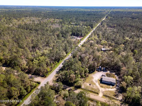 10600 GREGORY AVE, Hastings, FL 32145