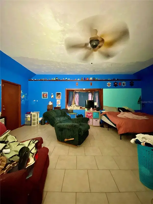 6265 VIOLA LN, New Port Richey, FL 34653