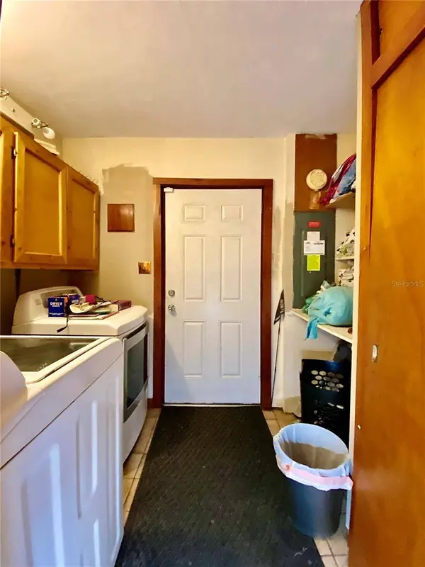 6265 VIOLA LN, New Port Richey, FL 34653