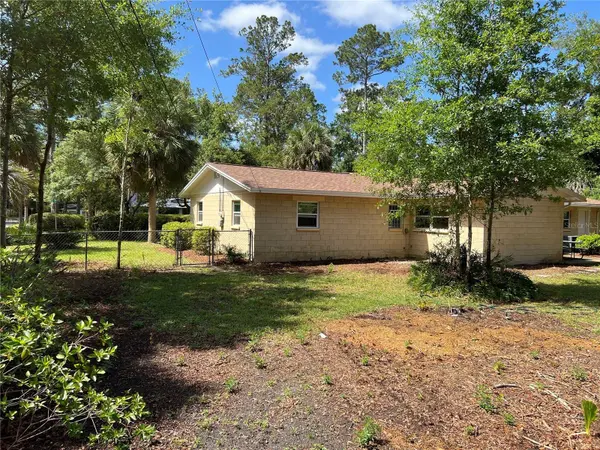 4004 NW 17TH PL, Gainesville, FL 32605