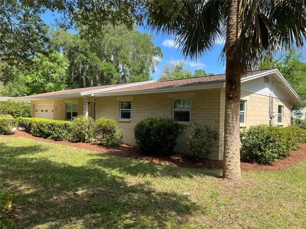 4004 NW 17TH PL, Gainesville, FL 32605