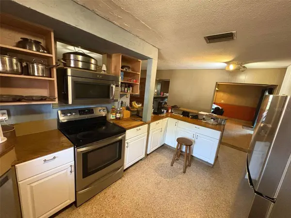 1818 MANGO TREE DR, Edgewater, FL 32132