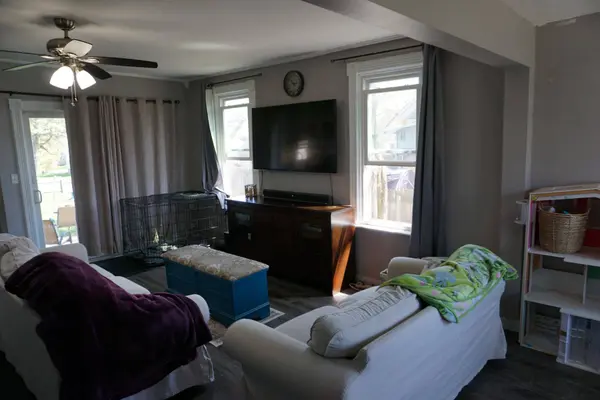 135 2nd AVE SE, Spring Grove, MN 55974