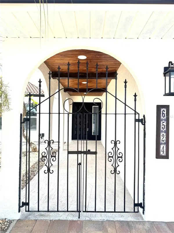 6524 SENEGAL PALM WAY, Apollo Beach, FL 33572