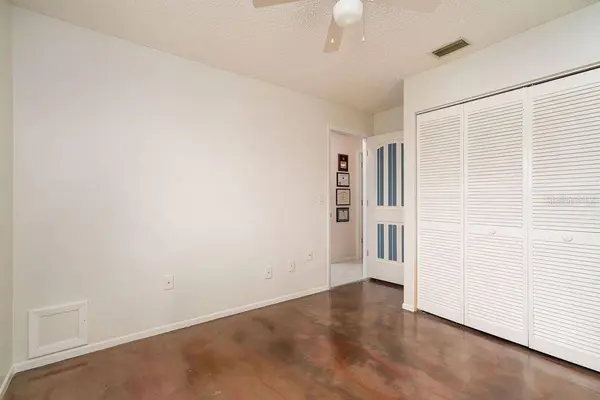 2715 36TH AVENUE TER E, Bradenton, FL 34208