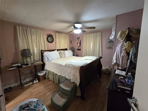 4131 WOODLAND CIR, Deland, FL 32724