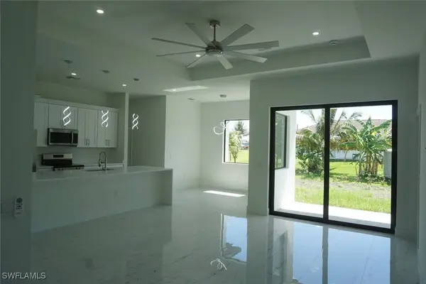 826 Alido AVE, Lehigh Acres, FL 33971