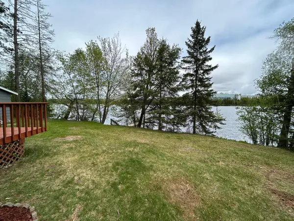 100 SW 8th AVE, Grand Rapids, MN 55744