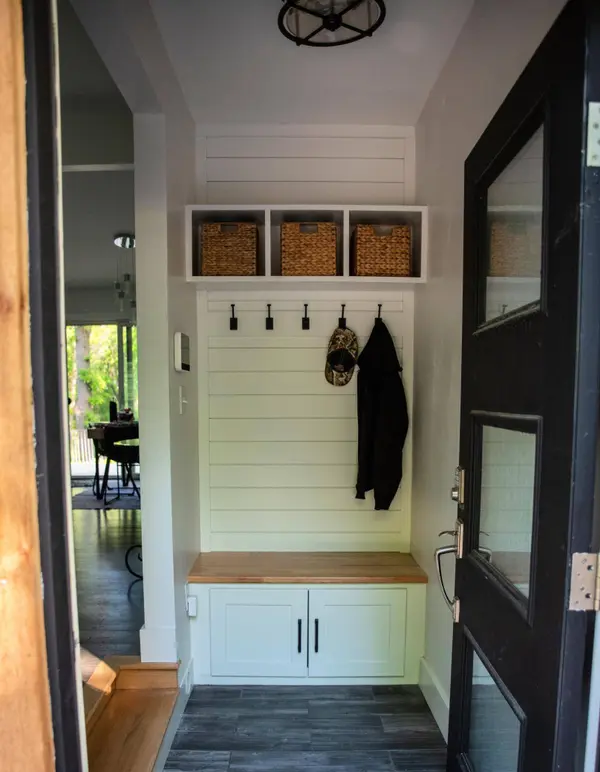 15113 Orchard DR, Burnsville, MN 55306