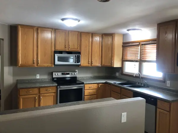 1304 13th AVE N, Moorhead, MN 56560