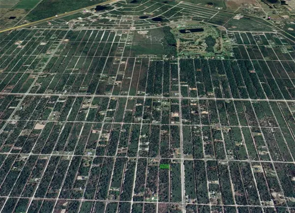 605 PLUMOSA DR, Indian Lake Estates, FL 33855