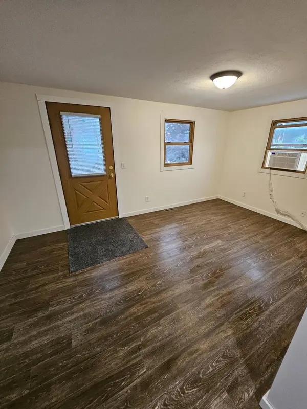 713 3rd AVE, Brewster, MN 56119