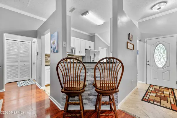 11526 DEEP SPRINGS DR W, Jacksonville, FL 32219