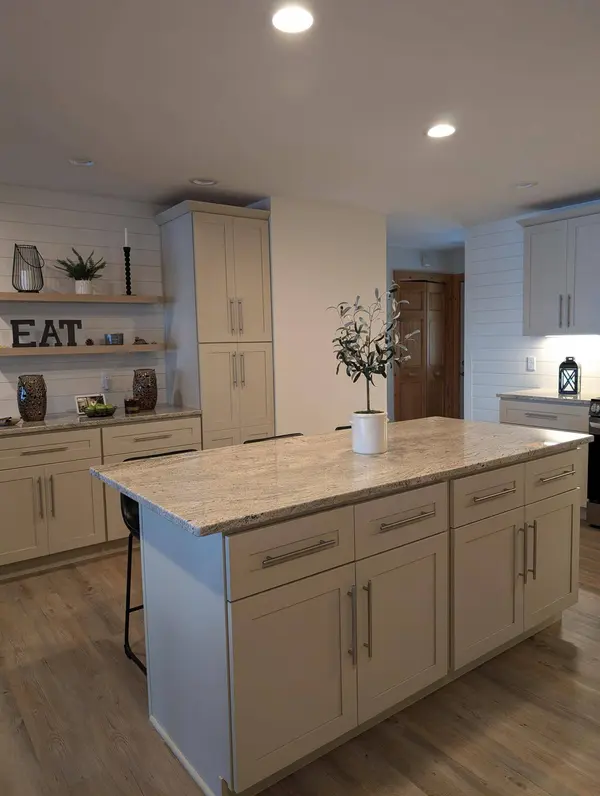 429 Goshawk LN NW, Hackensack, MN 56452