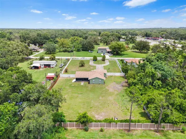 9543 ROCKHILL RD, Thonotosassa, FL 33592