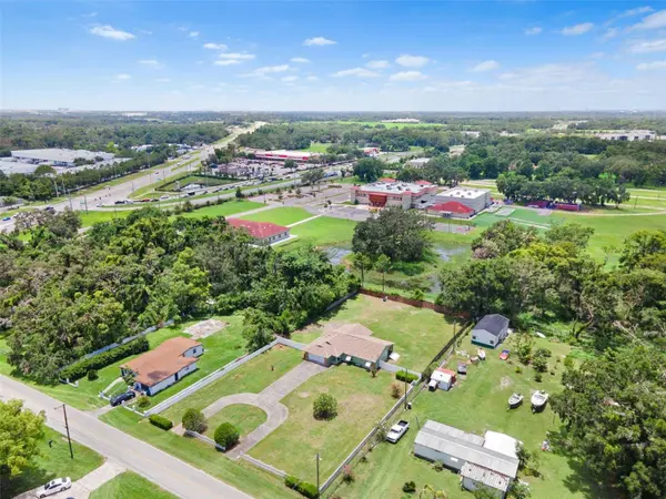 9543 ROCKHILL RD, Thonotosassa, FL 33592