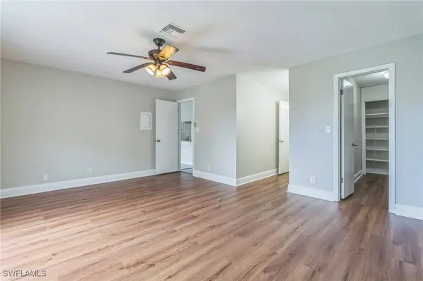 251 Palm DR #251-2, Naples, FL 34112