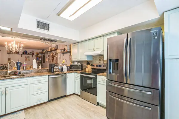 4255 GULF DR #111, Holmes Beach, FL 34217