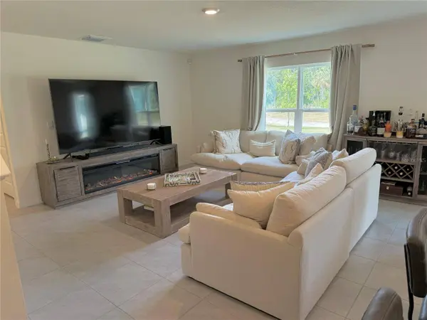 3729 CAPRI COAST DR, Plant City, FL 33565