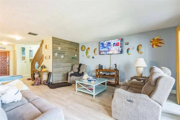 4255 GULF DR #111, Holmes Beach, FL 34217