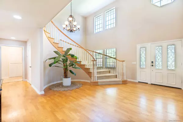 2891 Los Alisos Dr, Fallbrook, CA 92028