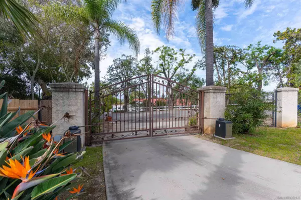 1277 Valentine Ln, Fallbrook, CA 92028